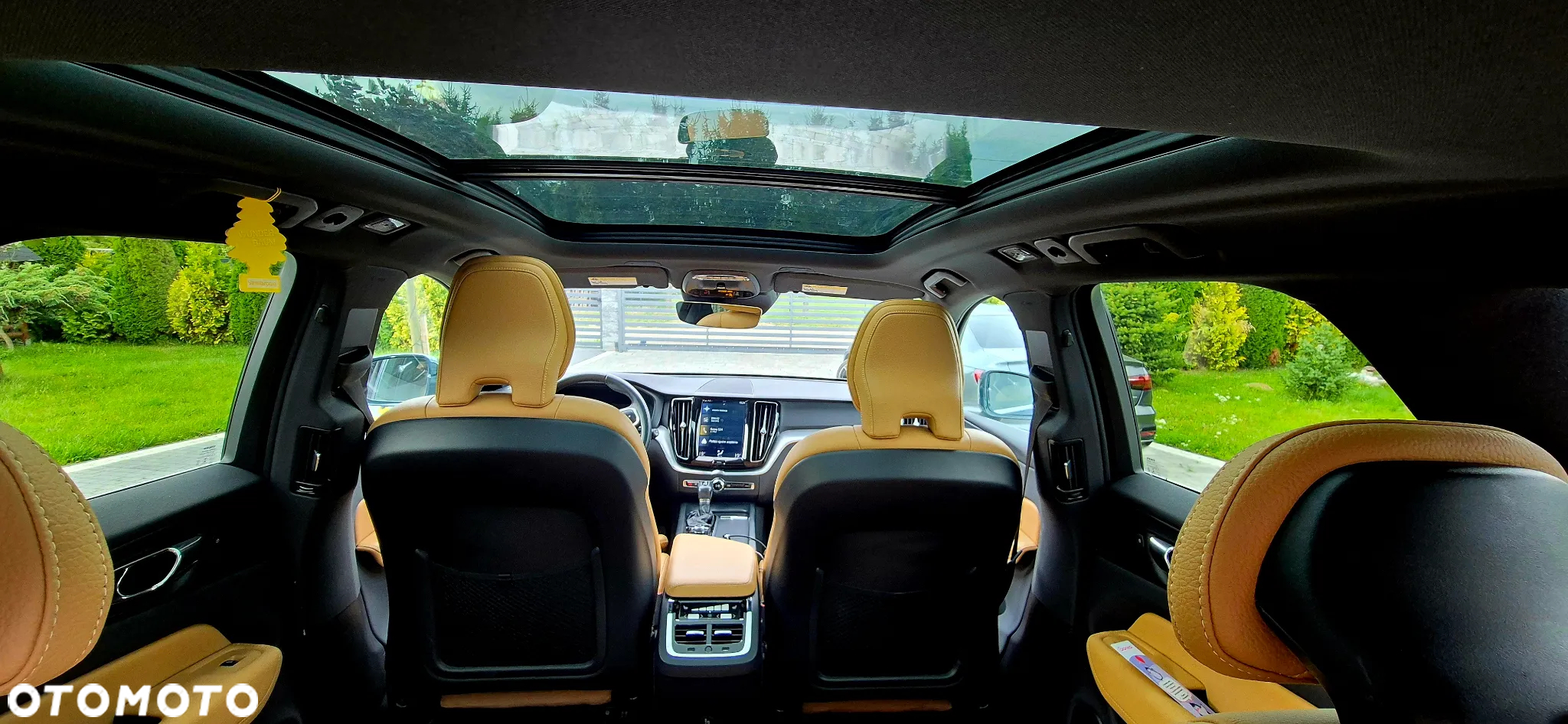 Volvo XC 60 T5 Momentum Pro - 2