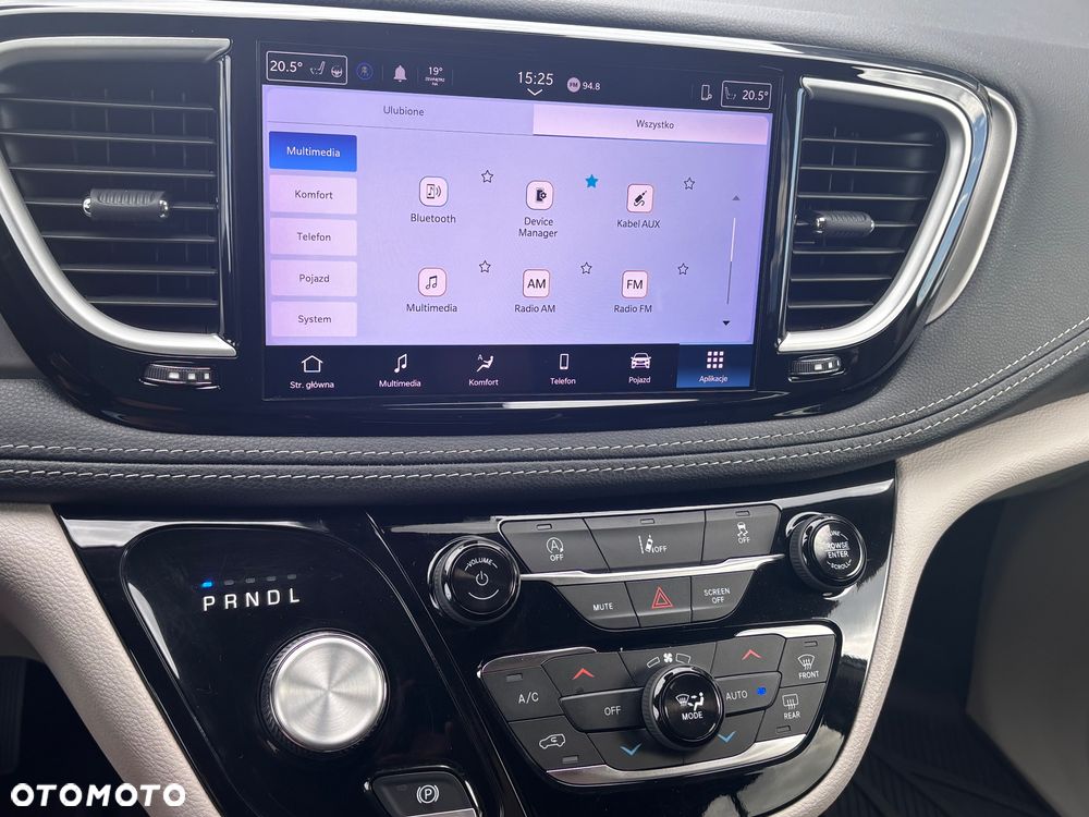 Chrysler Pacifica - 35