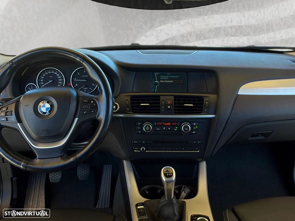BMW X3 18 d sDrive - 8