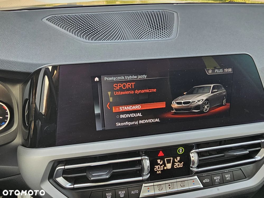 BMW Seria 3 318d Sport Line - 35