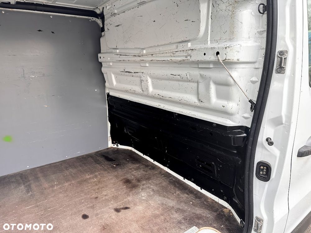 Renault Trafic L2H1 - 21