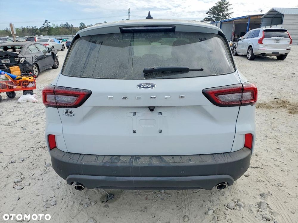 Ford Escape - 6