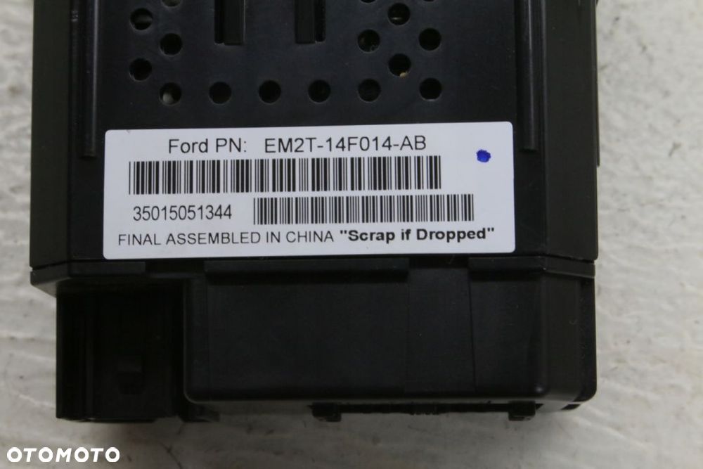 gniazdo USB AUX FORD EM2T-14F014-AB - 4