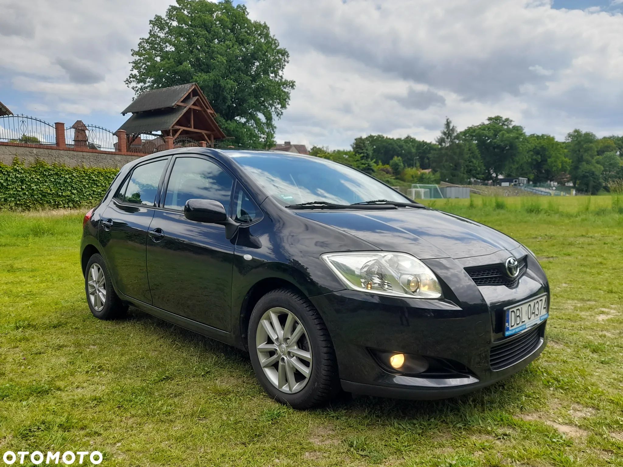 Toyota Auris 1.6 VVT-i Premium - 1