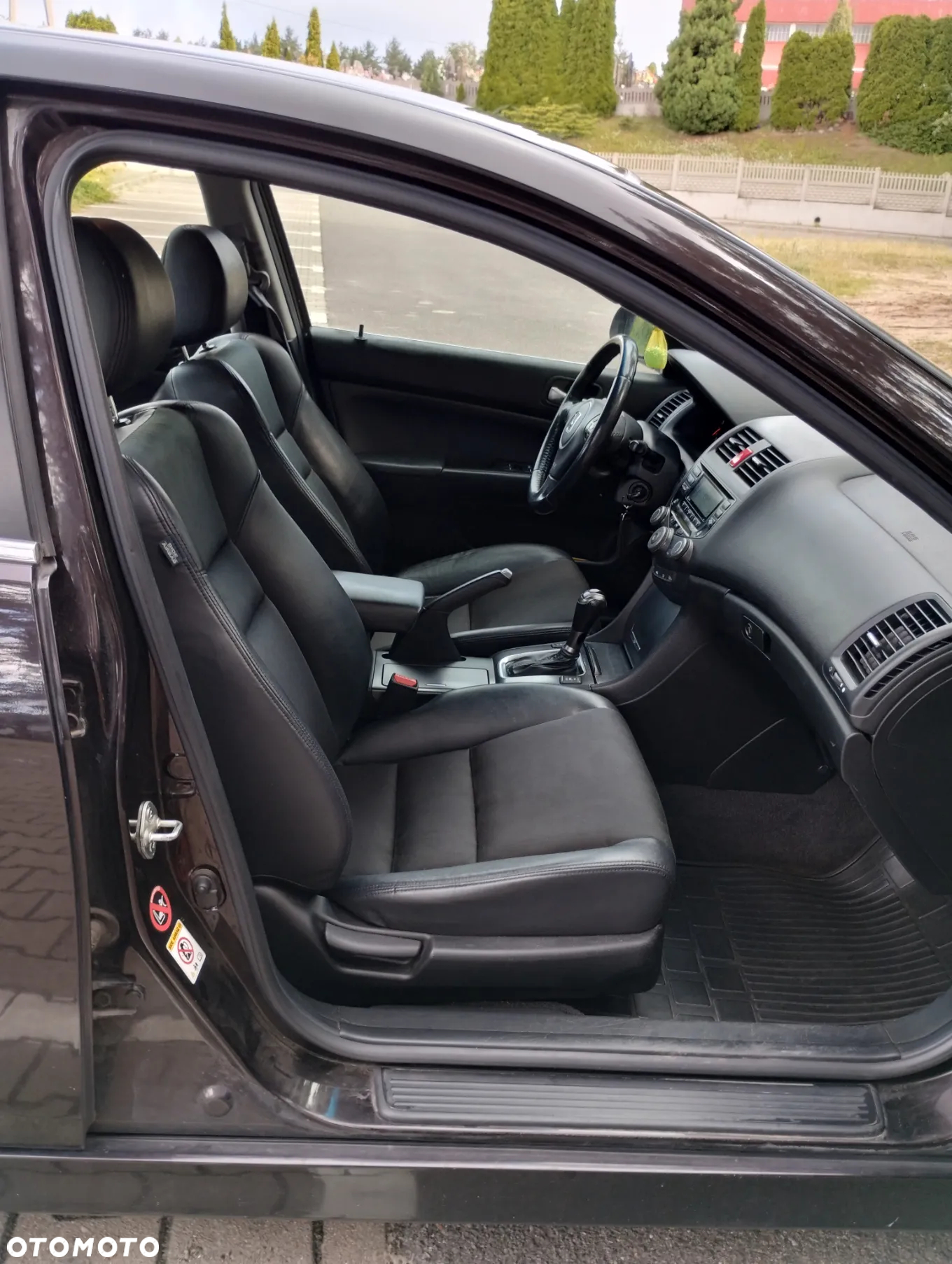Honda Accord 2.0 Executive - 17