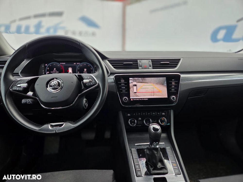 Skoda Superb 2.0 TDI DSG Style - 8