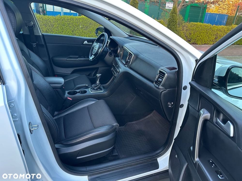 Kia Sportage 1.7 CRDI 2WD Attract - 19