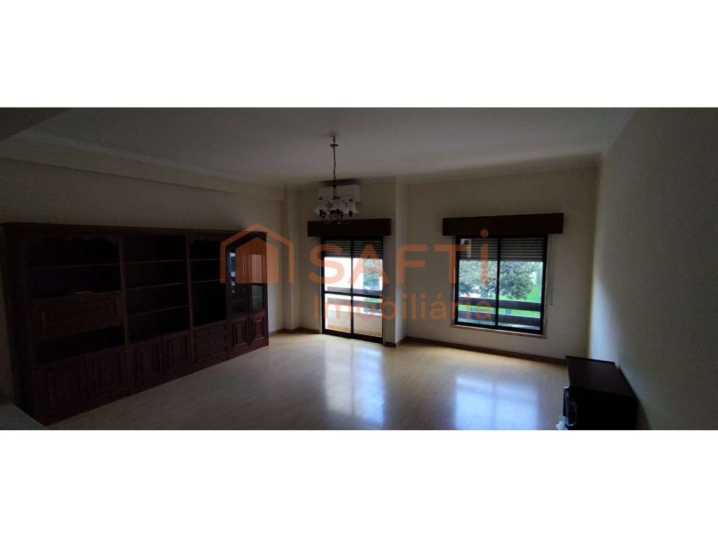 Estúdio T0 na Encosta do Sol - Grande imagem: 2/4