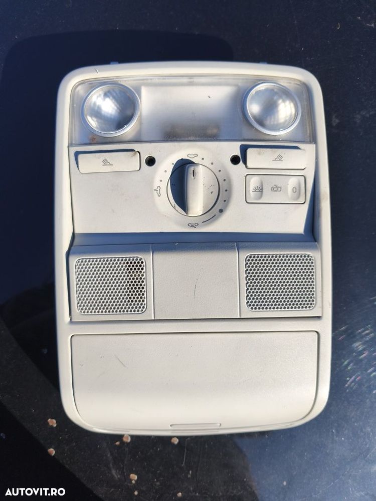 Plafonieră cu buton trapă Volkswagen Passat B6 - 1