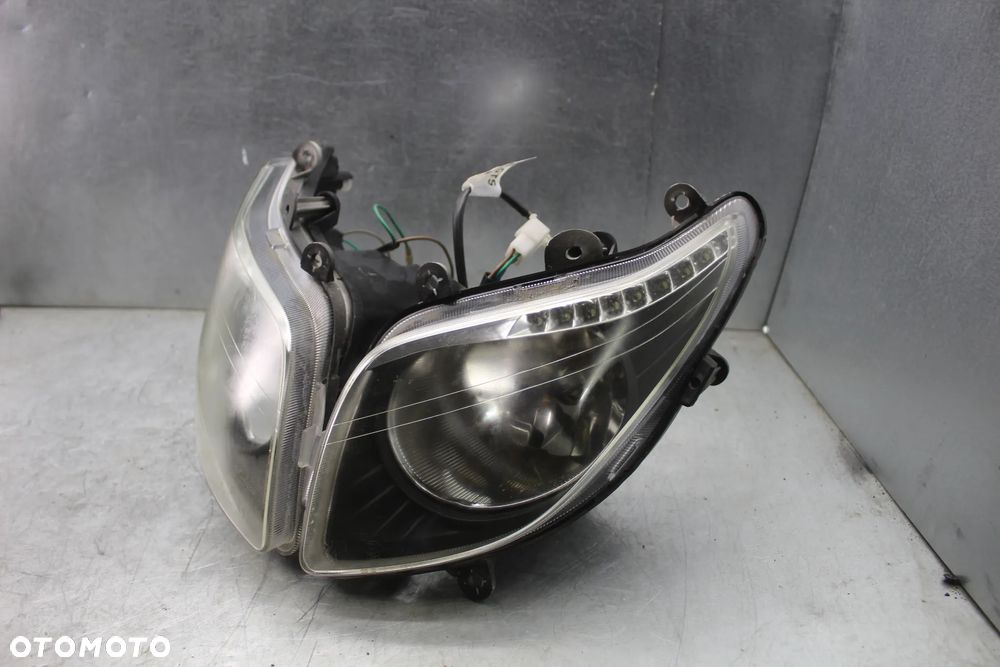 Sym GTS 125 Evo FI 09r Lampa przód przednia reflektor lewy prawy komplet - 2