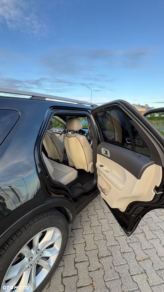 Ford Explorer 4.6 4WD - 11