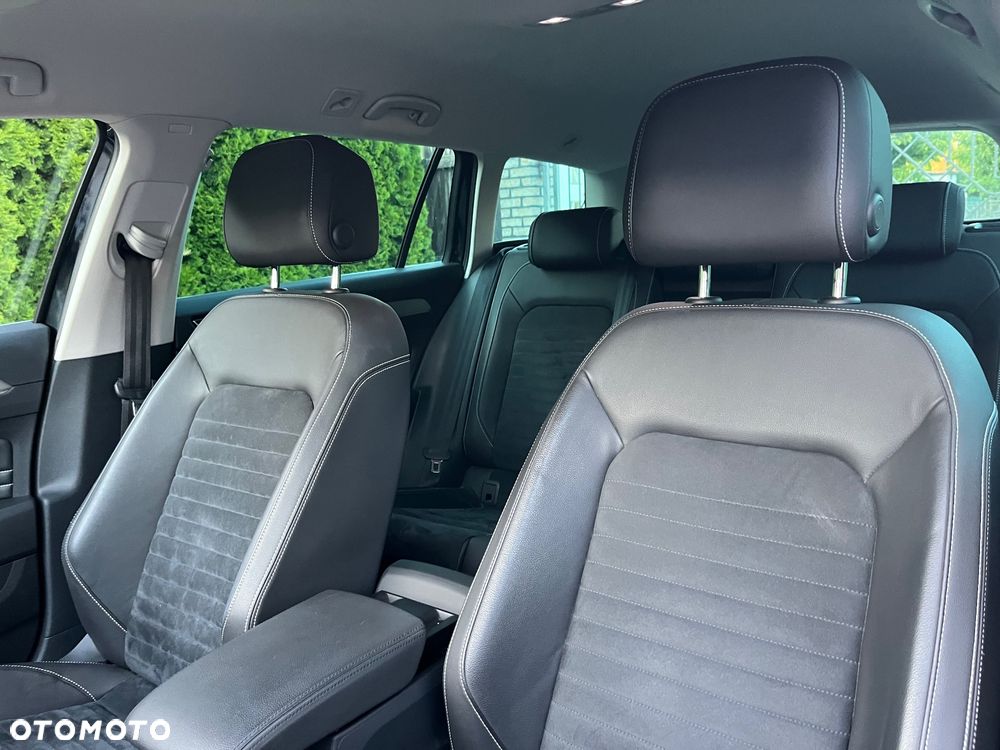 Volkswagen Passat 2.0 TDI BMT Highline DSG7 - 37