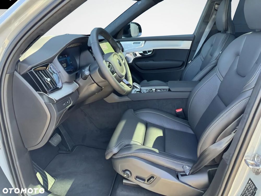 Volvo XC 90 T8 AWD Plug-In Hybrid Ultra Black Edition 7os - 8