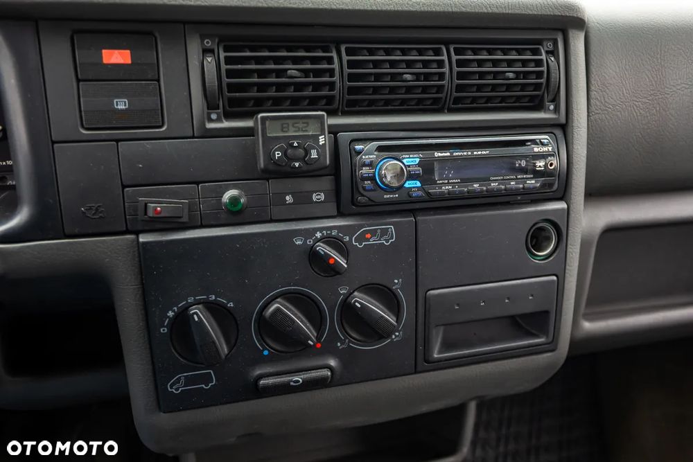 Volkswagen California - 24