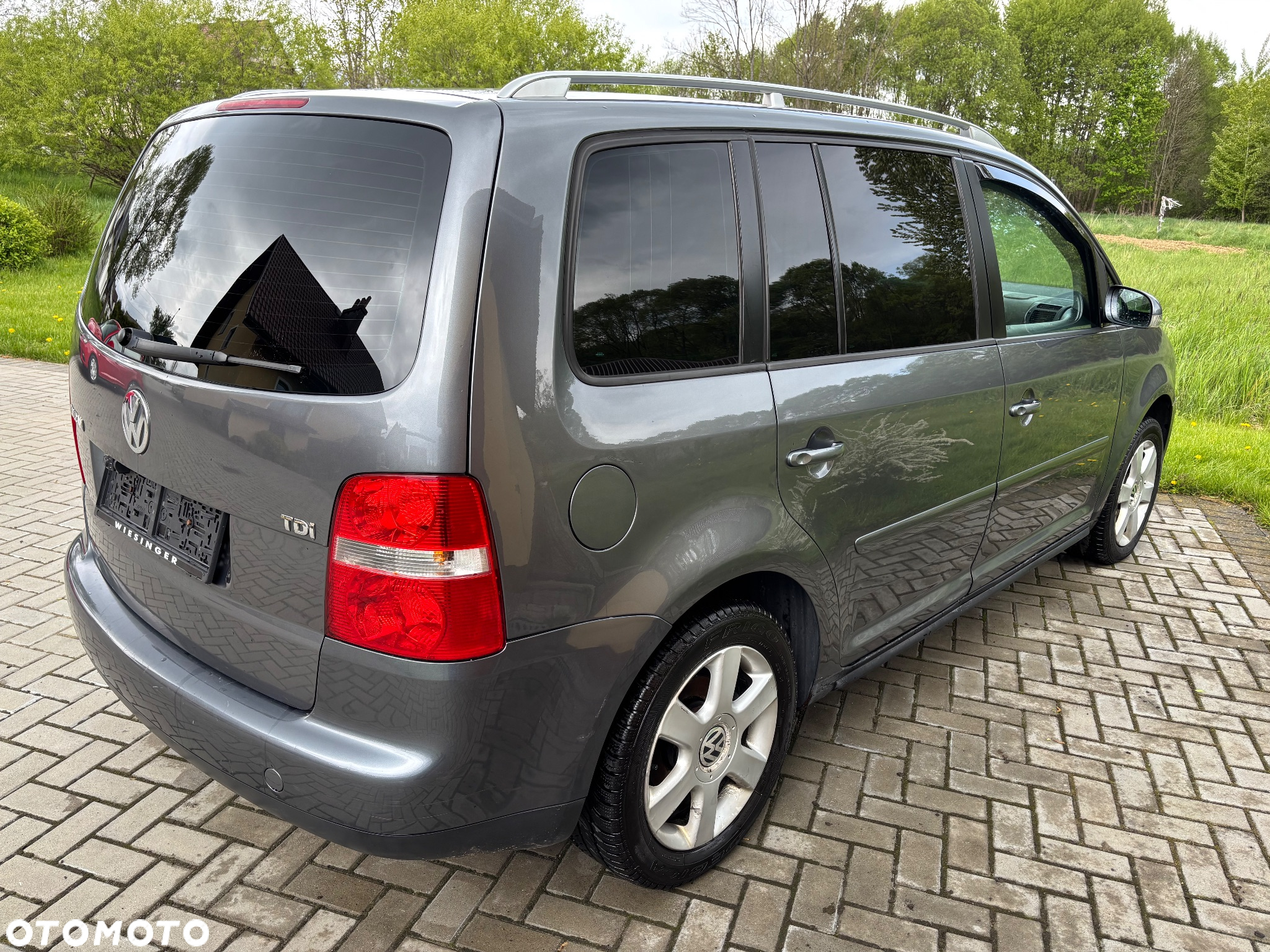 Volkswagen Touran 1.9 TDI - 7