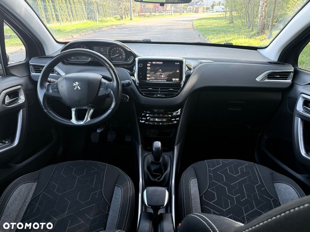 Peugeot 2008 PureTech 110 Stop&Start Allure - 29