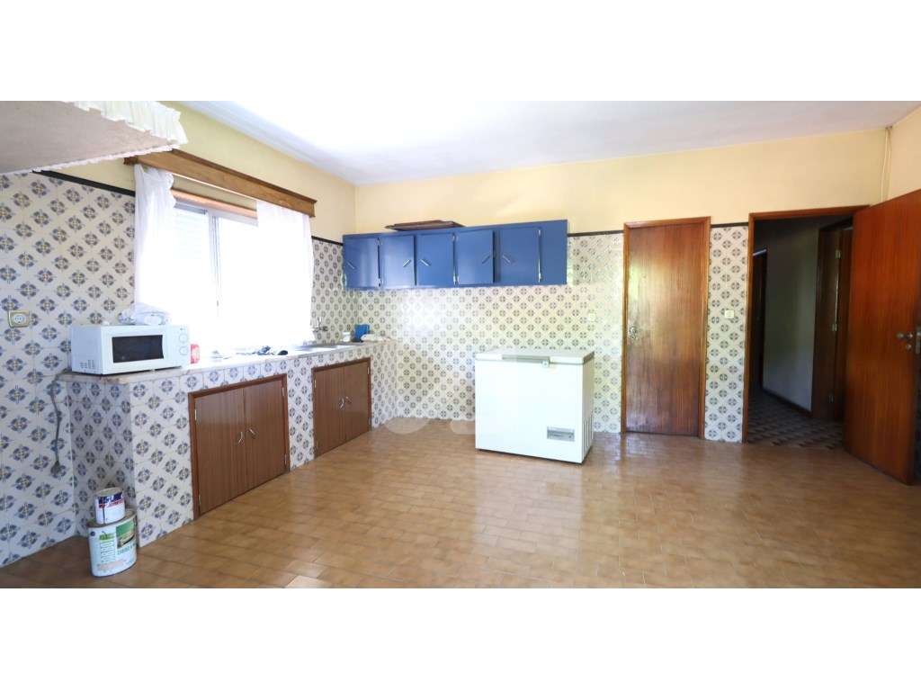 Moradia Individual T3 para restauro, com 3 terrenos Independentes, ... - Grande imagem: 5/16