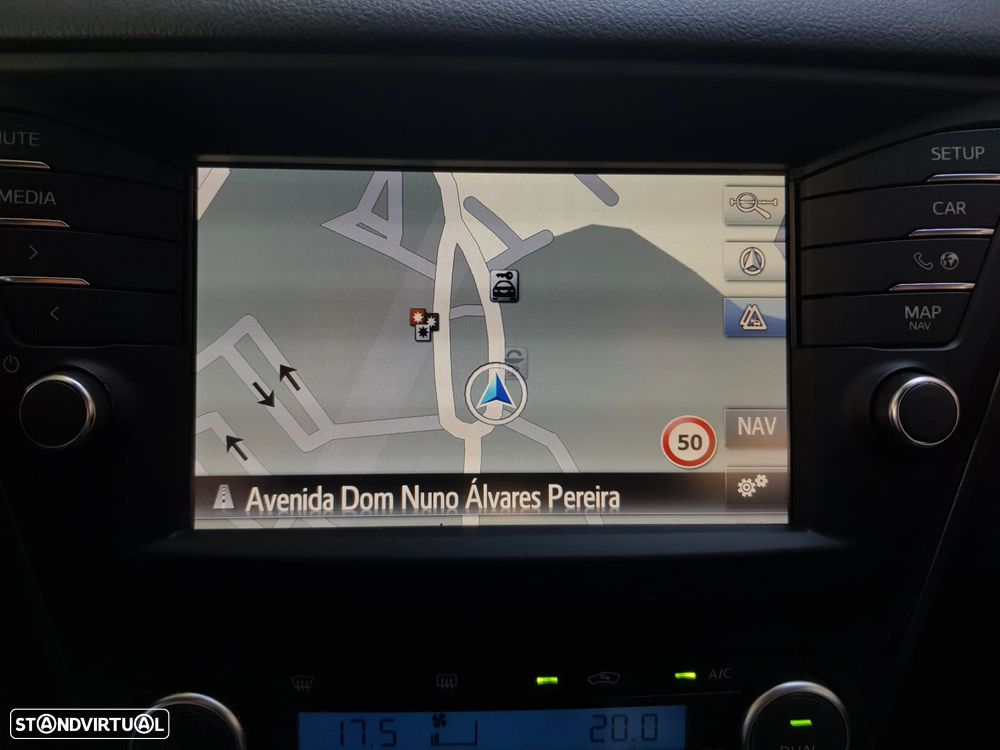 Toyota Avensis Touring Sports 1.6 D-4D Luxury+GPS - 43