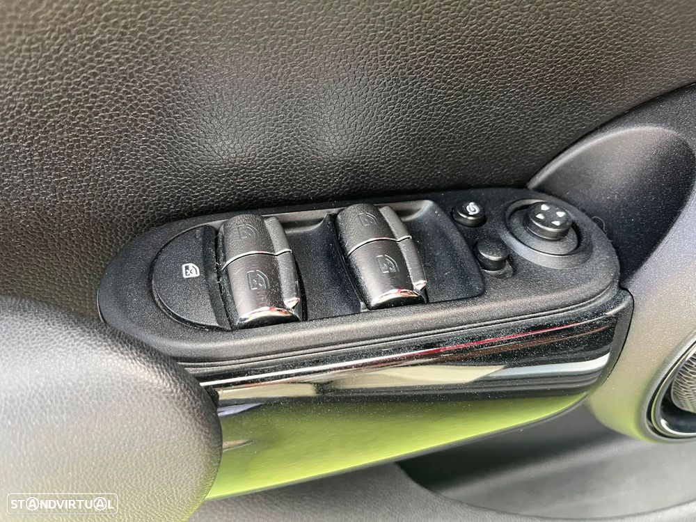 MINI 5 Portas One D - 17