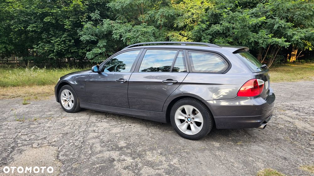 BMW Seria 3 320d - 1