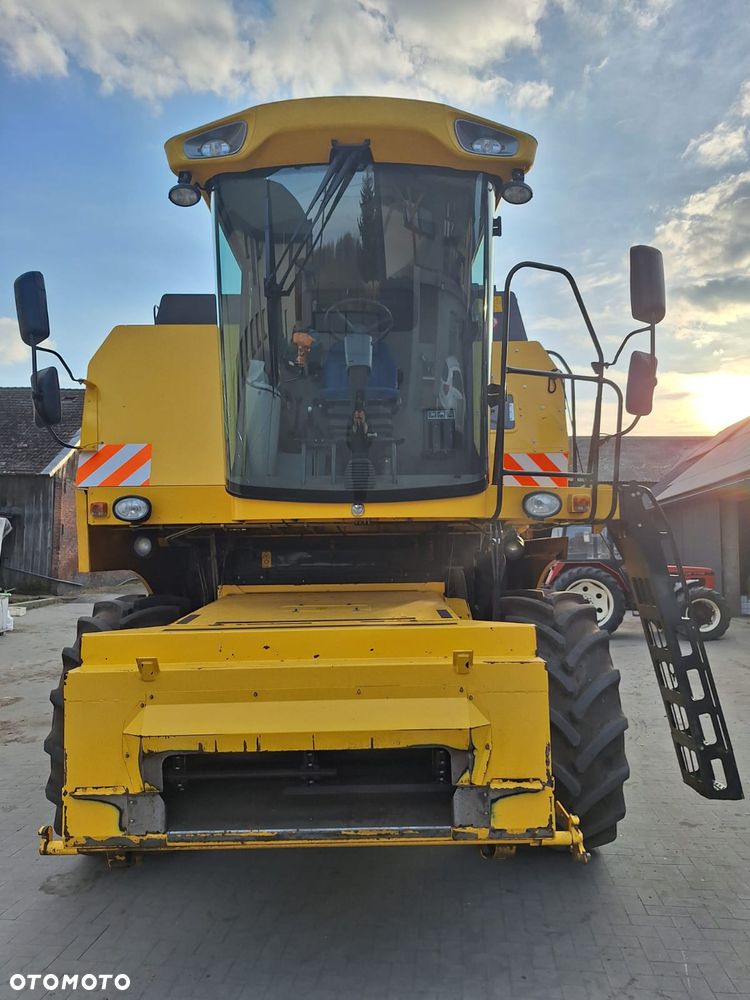 New Holland TC5060 - 3