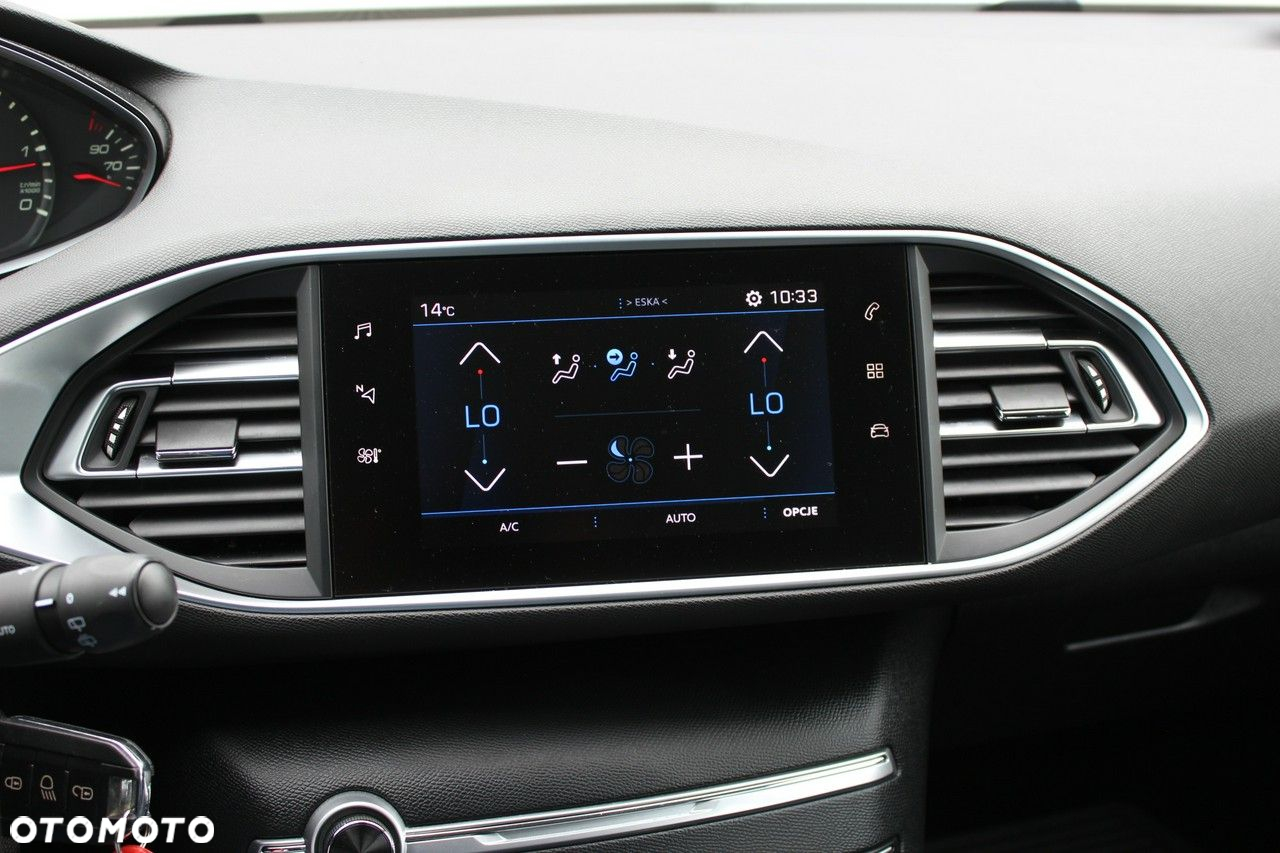 Peugeot 308 SW 1.5 BlueHDi Active S&S - 15