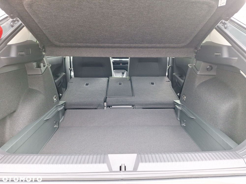 Volkswagen T-Roc 1.5 eTSI Life DSG - 23
