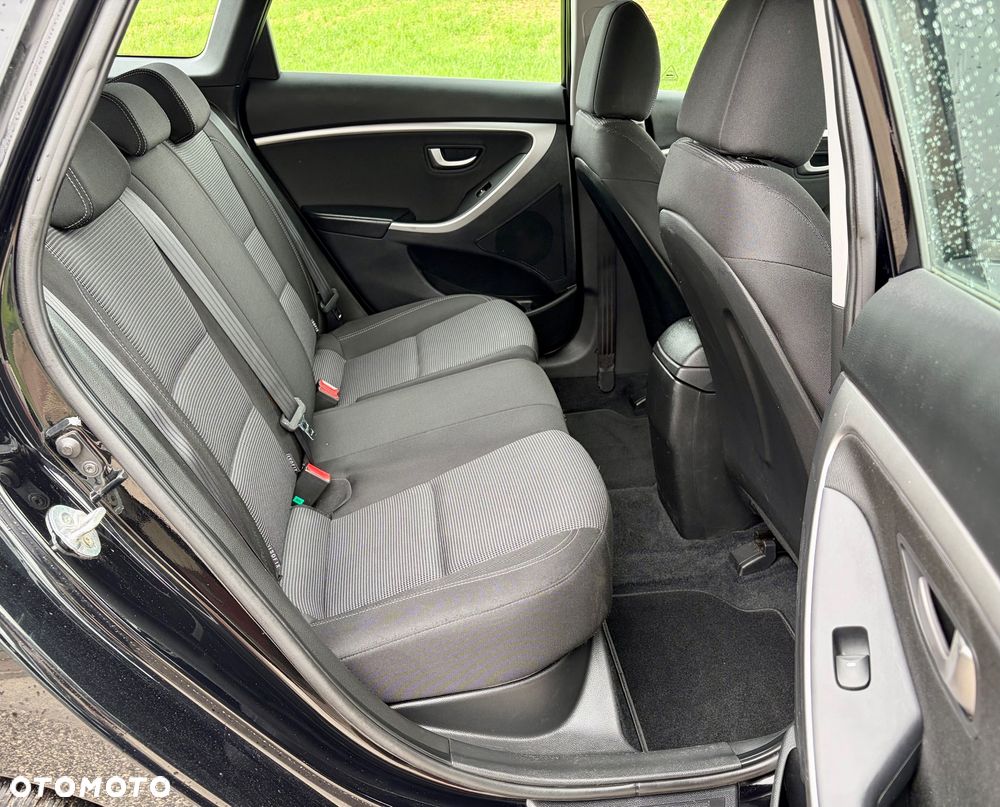 Hyundai i30 1.6 CRDi Automatik Style - 20