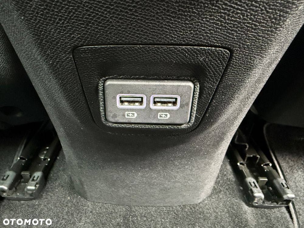 Peugeot 3008 225 e-EAT8 GT Pack - 39