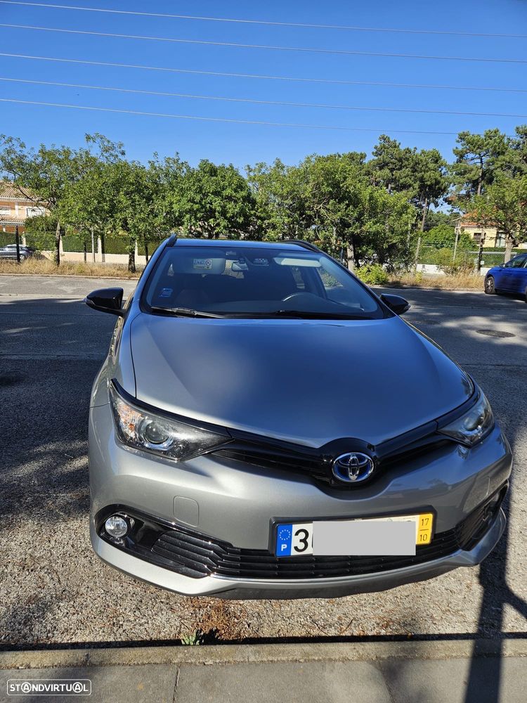 Toyota Auris Touring Sports 1.8 HSD Comfort+P.Sport - 4