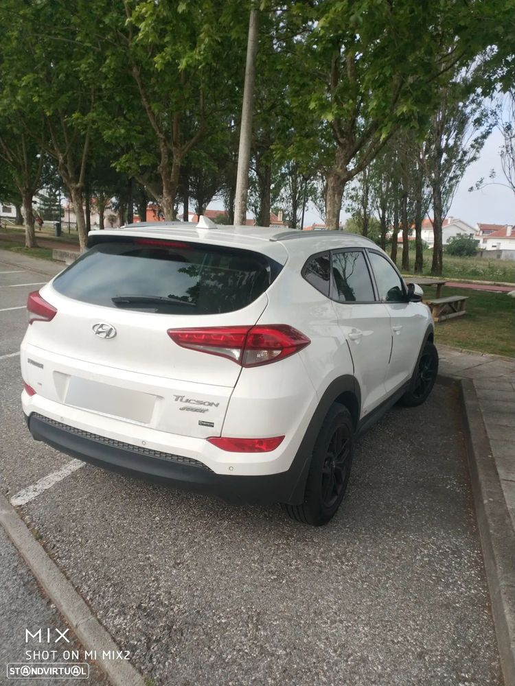 Hyundai Tucson - 8