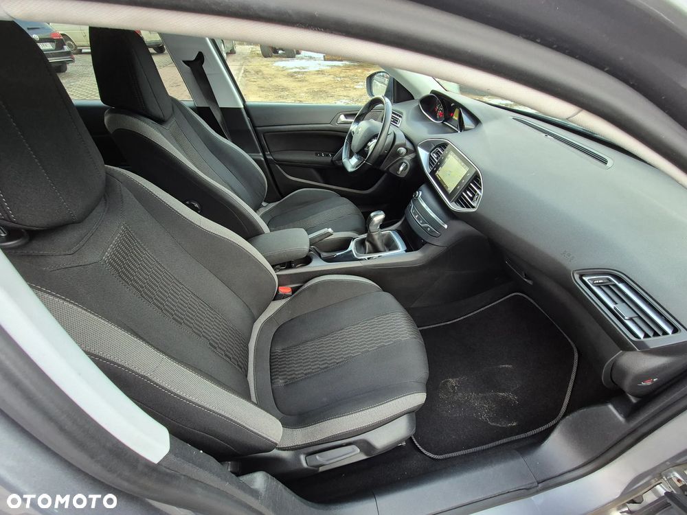 Peugeot 308 PureTech 110 Stop & Start Style - 12