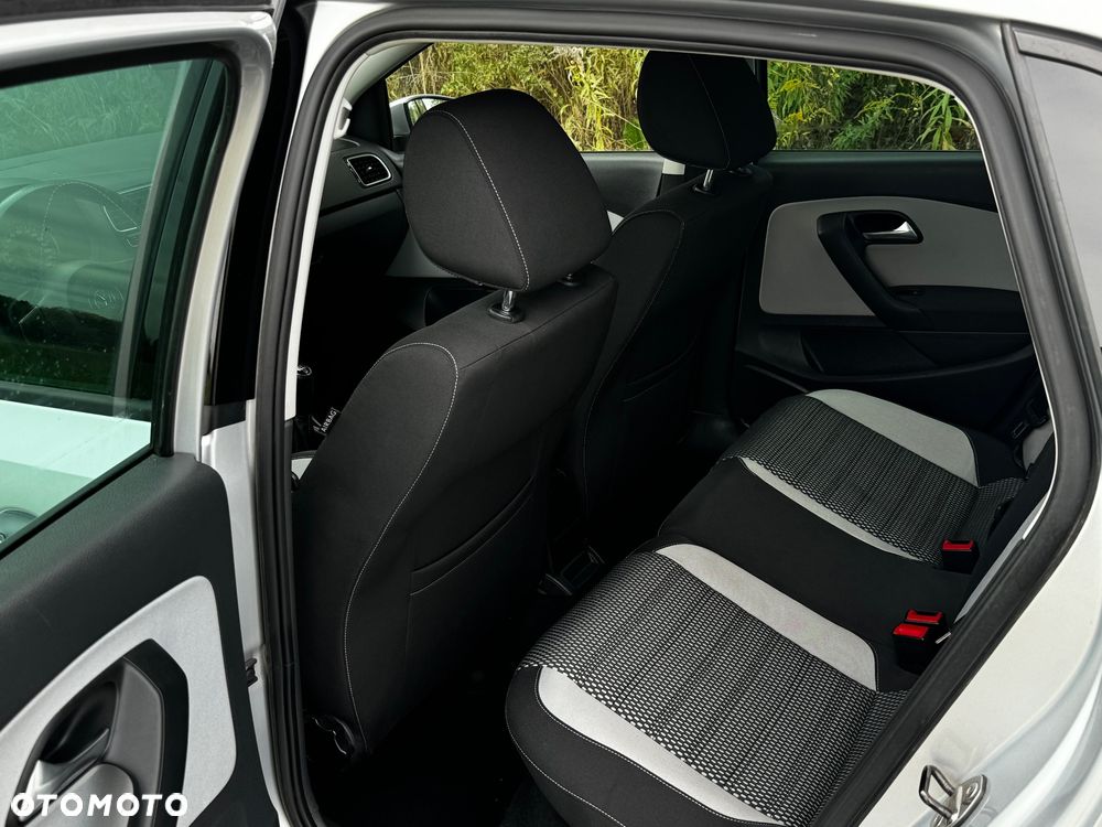 Volkswagen Polo Cross 1.6 TDI DPF - 19