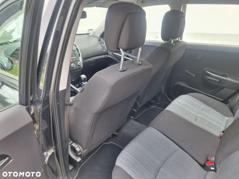 Kia Ceed 1.4 Comfort - 28