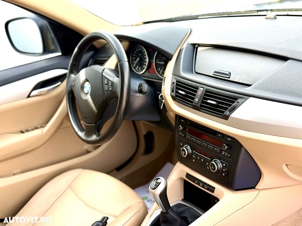 BMW X1 xDrive20d - 10