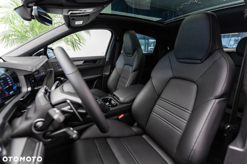 Porsche Cayenne Black Edition - 14