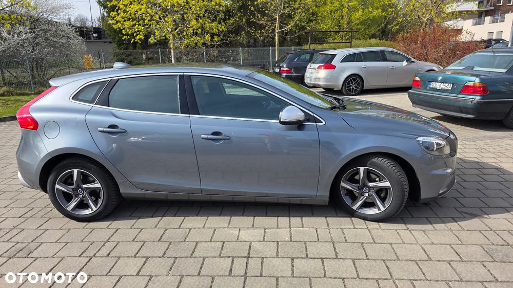 Volvo V40 D2 RDesign - 12