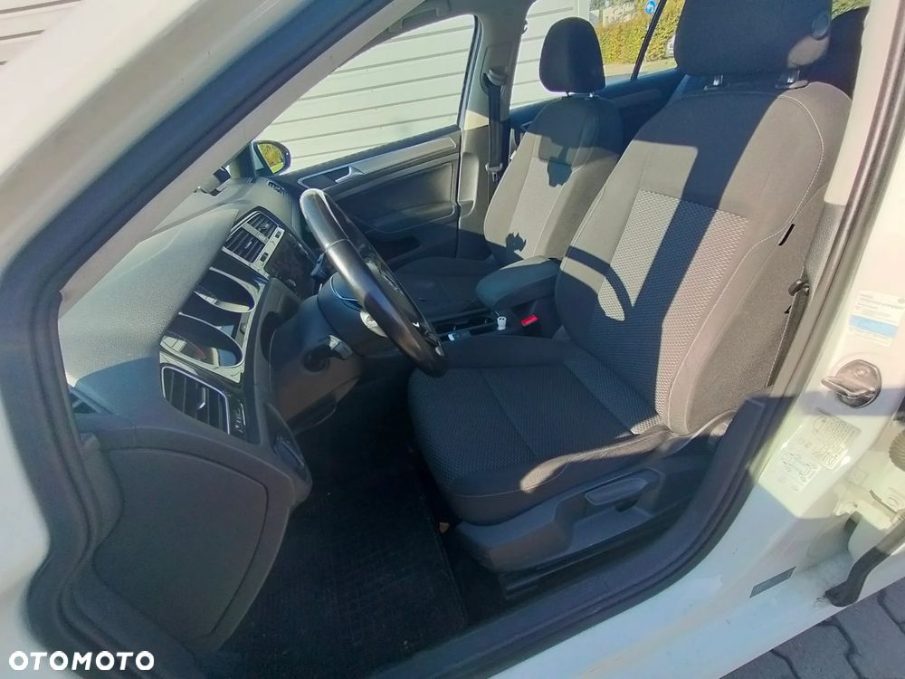Volkswagen Golf 1.6 TDI BMT Start - 10