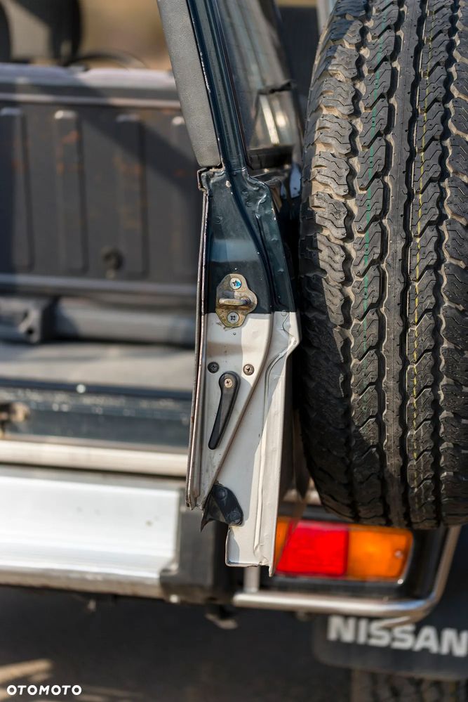 Nissan Patrol - 33