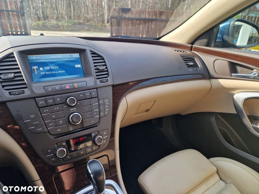 Opel Insignia 2.8 Turbo 4x4 Sport - 25