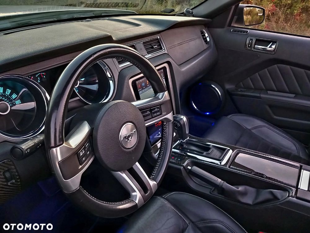 Ford Mustang 3.7 V6 Premium - 27
