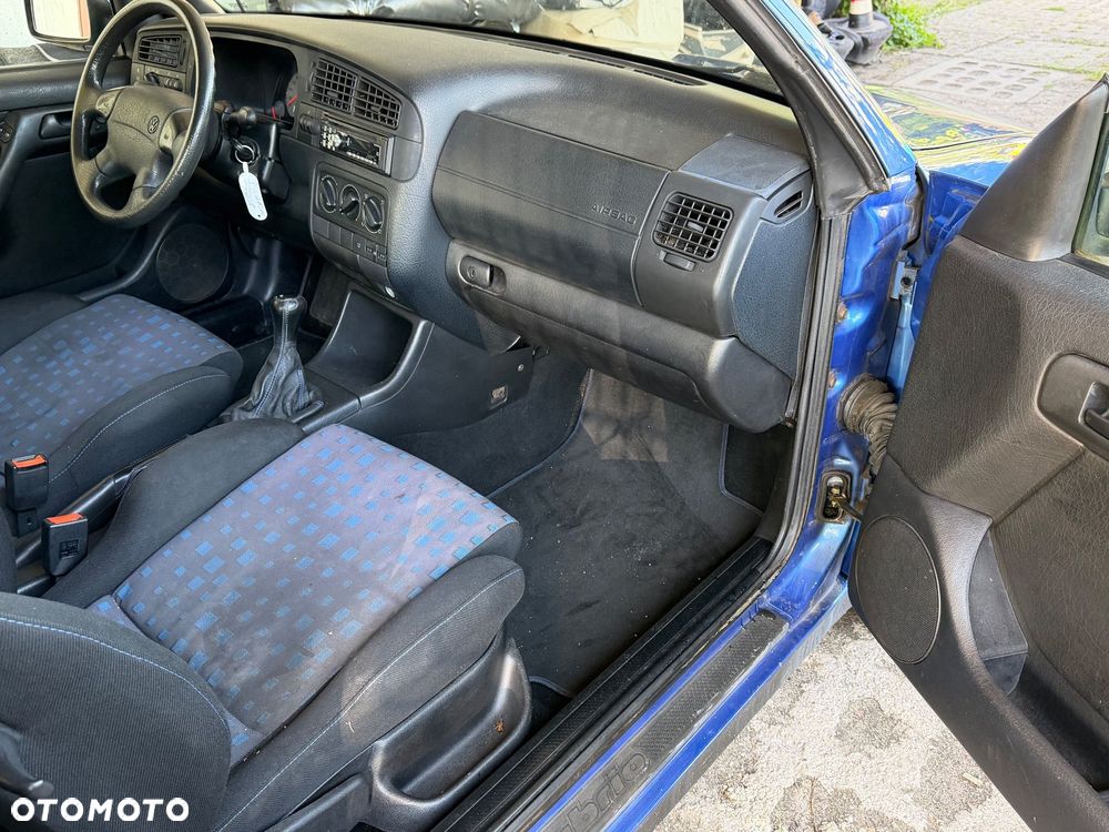 Volkswagen Golf - 10