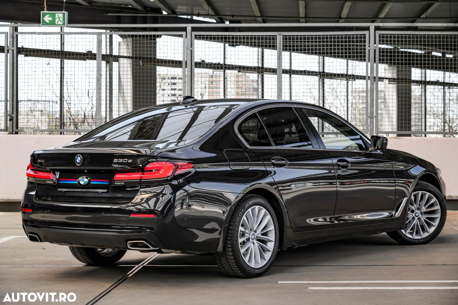 BMW Seria 5 530e xDrive AT PHEV - 3