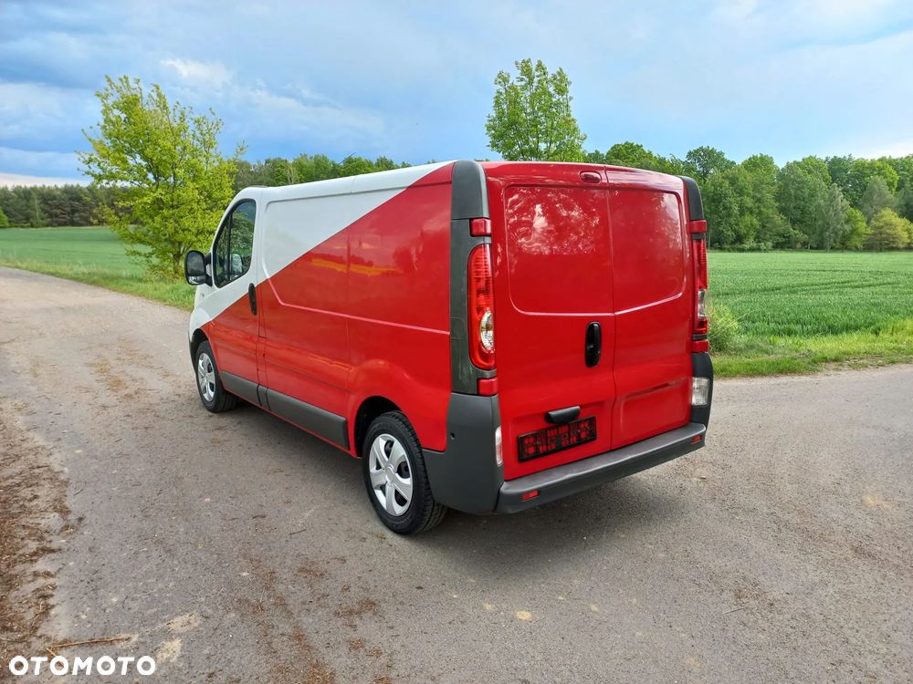 Renault TRAFIC 2.0 DCI KLIMATYZACJA 115KM 6 BIEGÓW Z NIEMIEC SKRZYDEŁKA VIVARO - 3