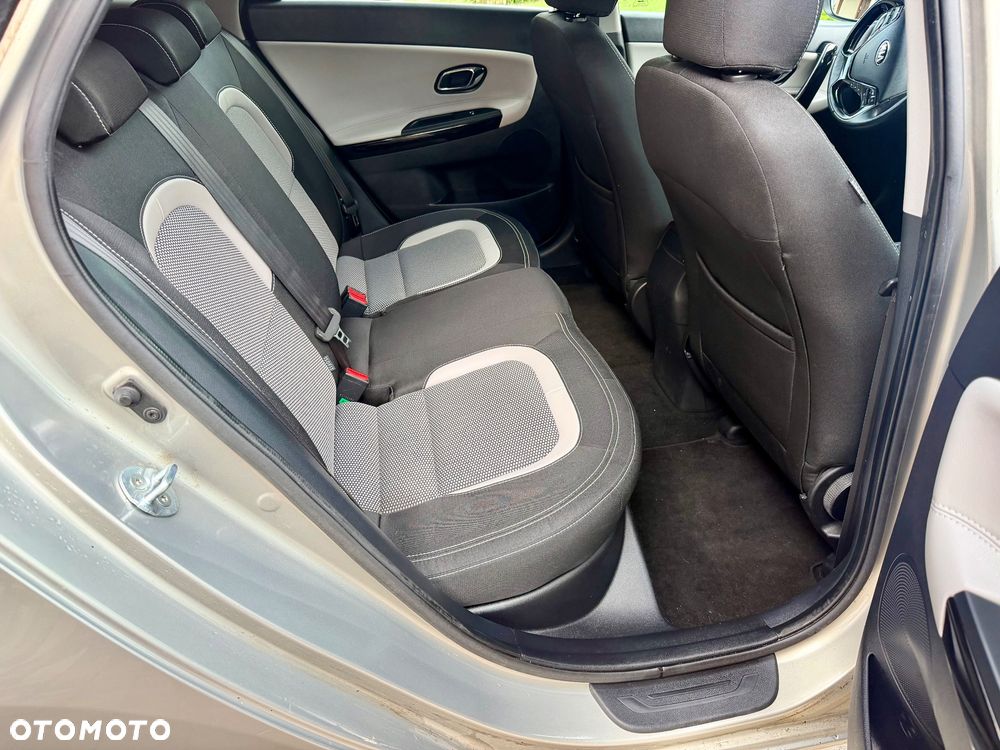 Kia Ceed 1.6 CRDi L - 23
