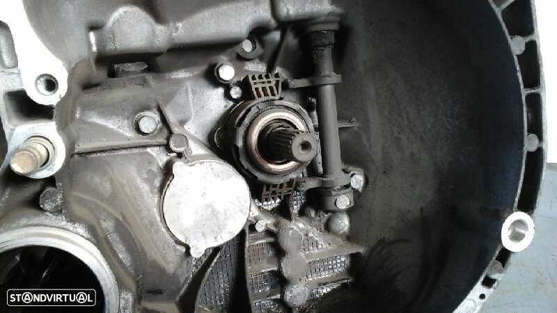 CAIXA VELOCIDADES FIAT PUNTO 1999 -14238226623 - 4