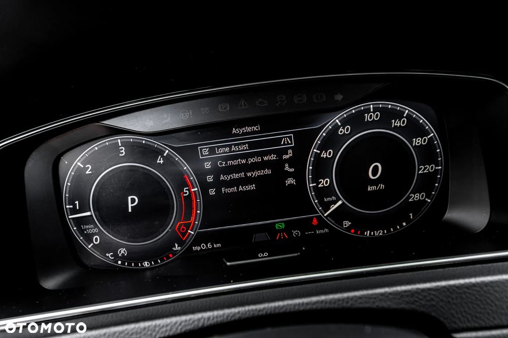 Volkswagen Golf GTD 2.0 TDI SCR DSG - 35