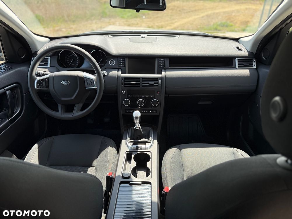 Land Rover Discovery Sport D150 FWD - 11
