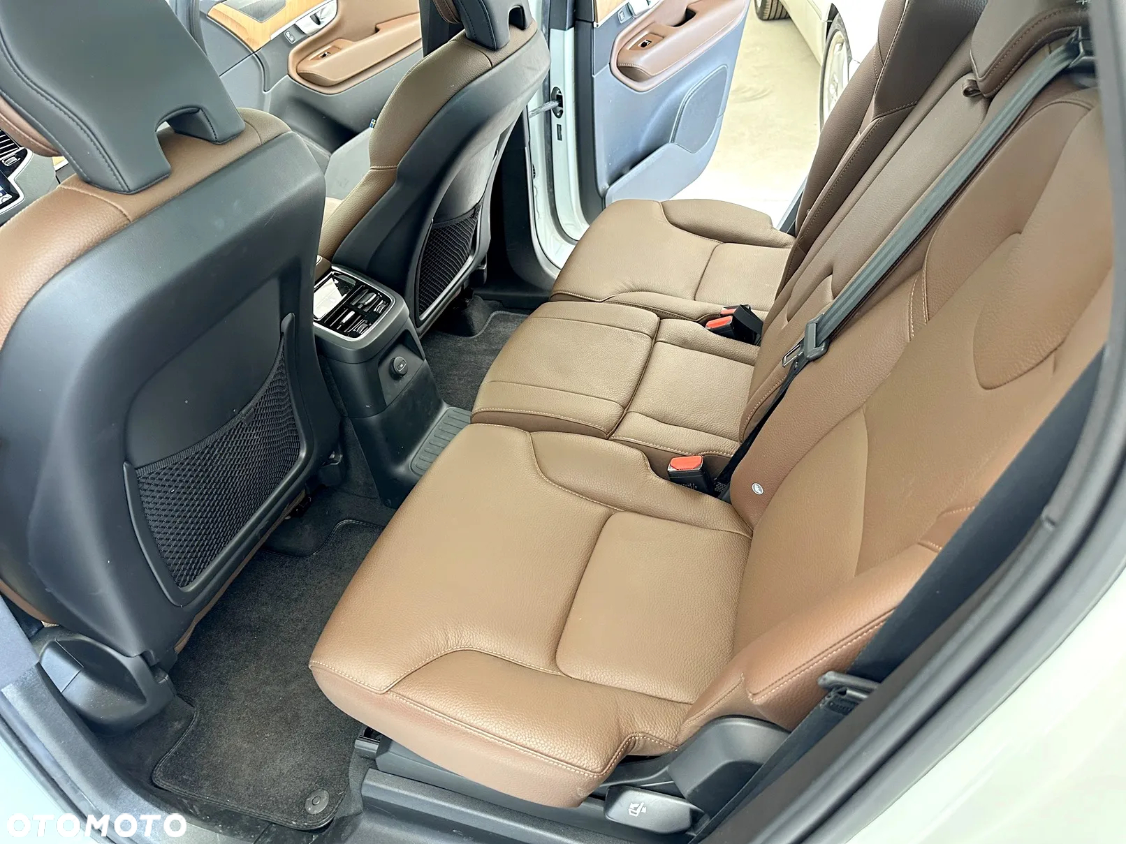 Volvo XC 90 T8 AWD Twin Engine Geartronic Inscription - 8
