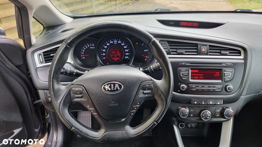 Kia Ceed 1.4 Smart Plus - 33
